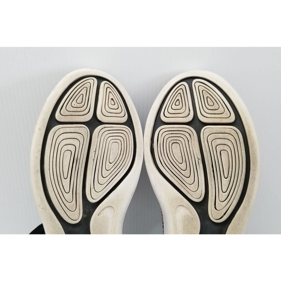 Nike - LunarEpic Low Flyknit Oreo Black Running Shoes - Women's 8 - 843765-001 - Picture 11 of 12